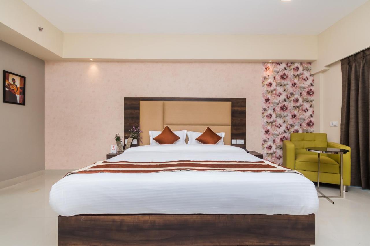 Capital O 10212 Hotel West Willows Xanadu Calcutta Buitenkant foto