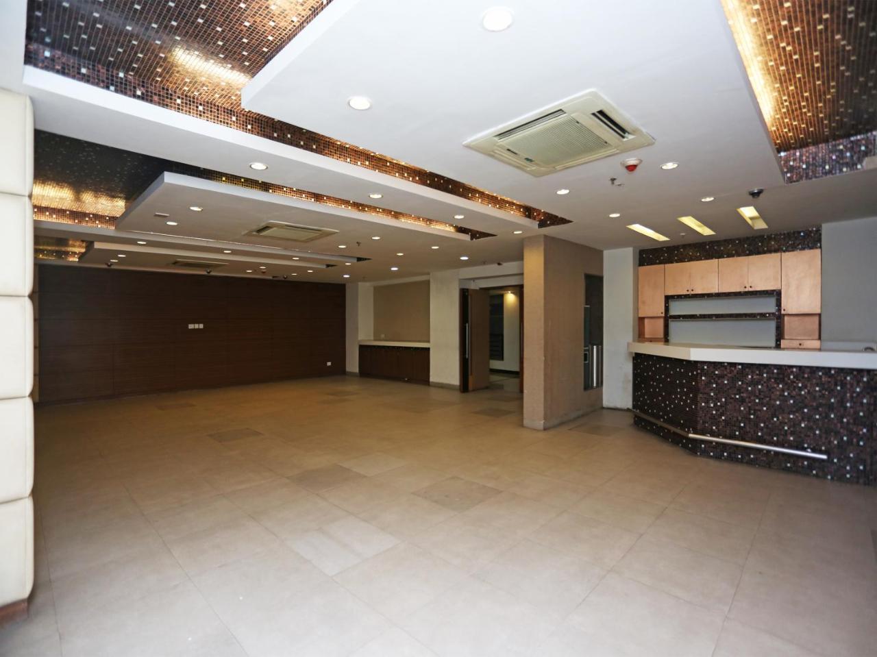 Capital O 10212 Hotel West Willows Xanadu Calcutta Buitenkant foto