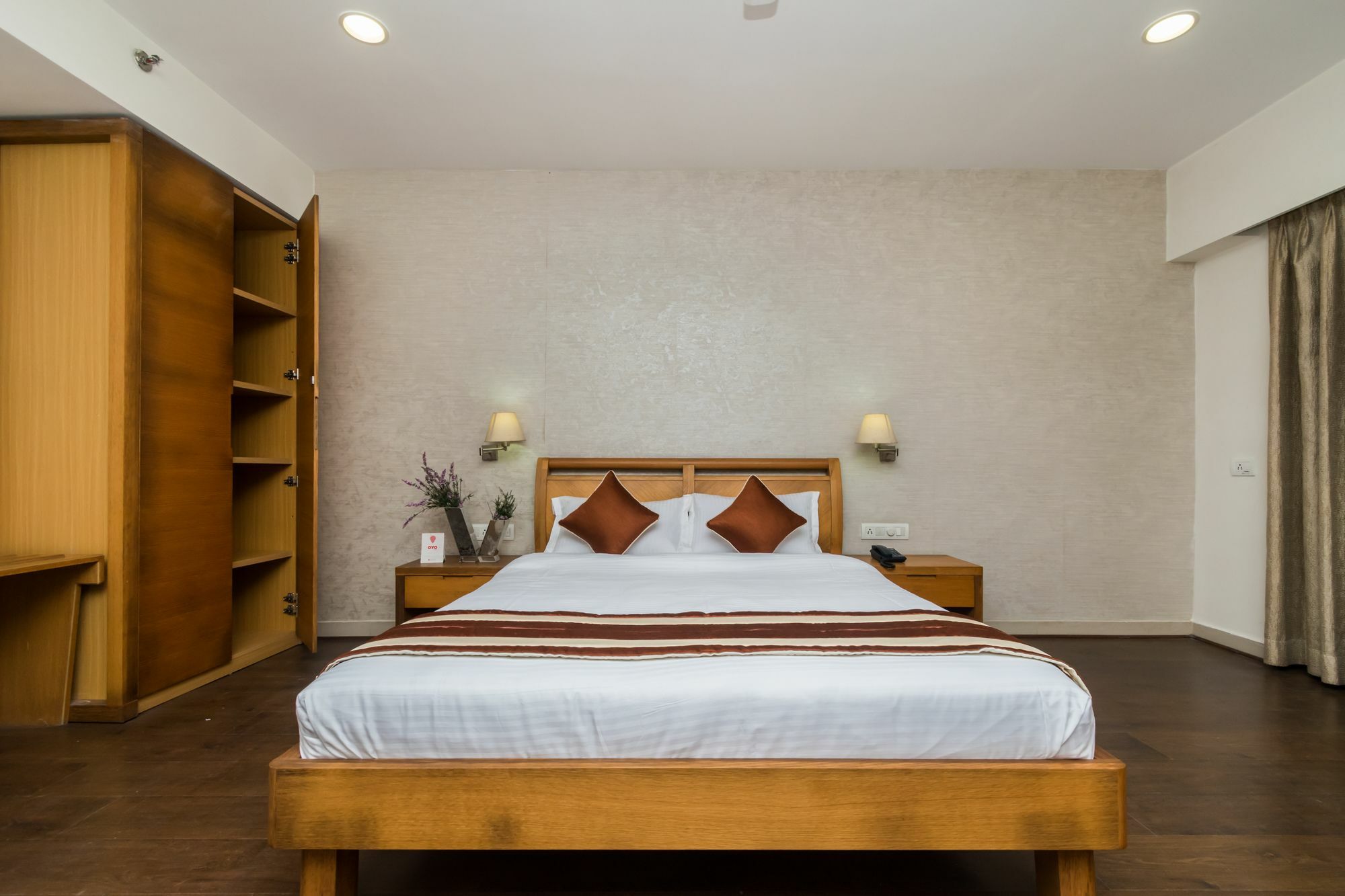 Capital O 10212 Hotel West Willows Xanadu Calcutta Buitenkant foto